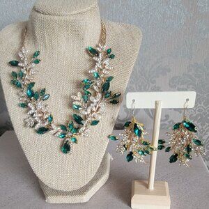 Green Crystal Necklace Set